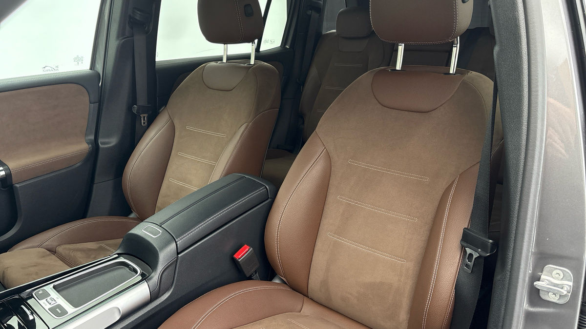 Mercedes-Benz GLB Image 7