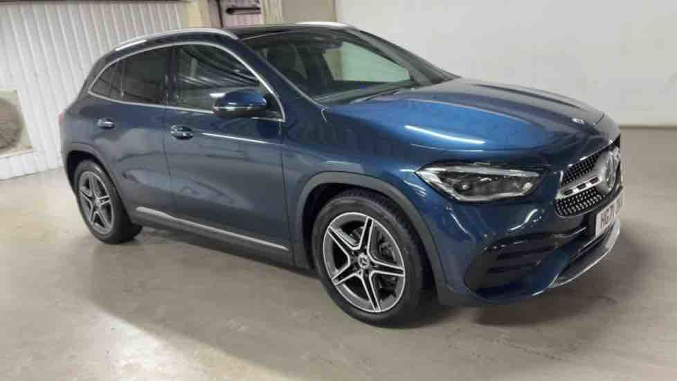 More views of Mercedes-Benz GLA
