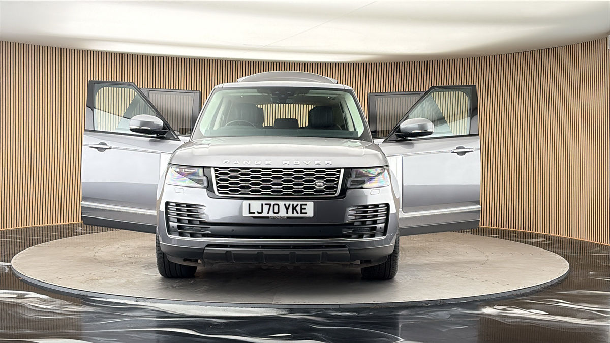 More views of Land Rover Range Rover