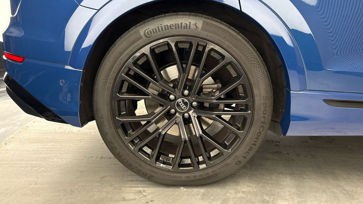 Audi Q8 Image 10