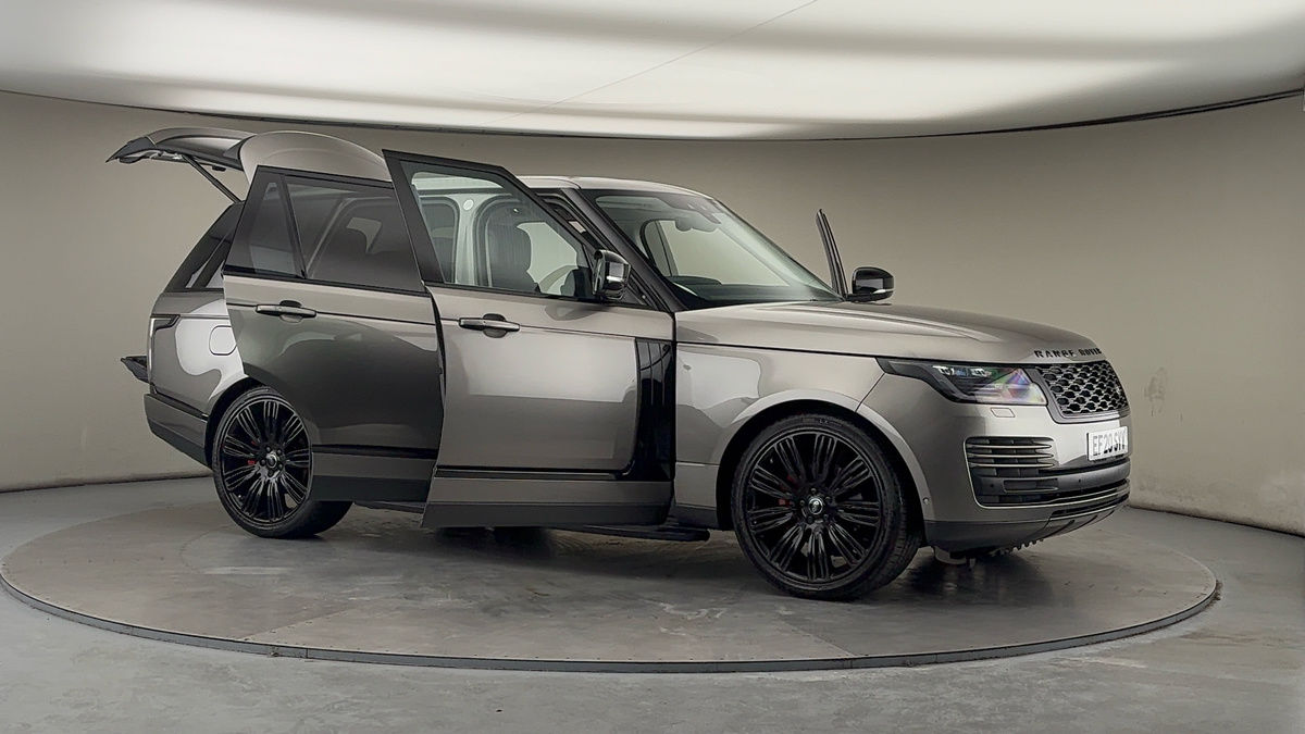 More views of Land Rover Range Rover