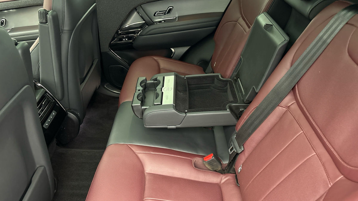 Land Rover Range Rover Sport Image 9