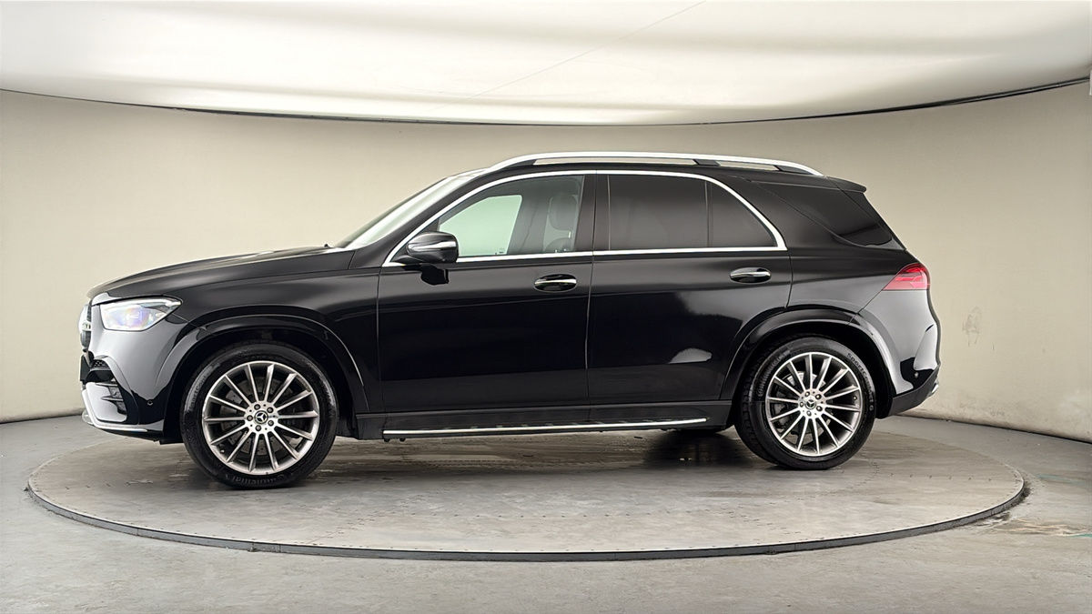 More views of Mercedes-Benz GLE