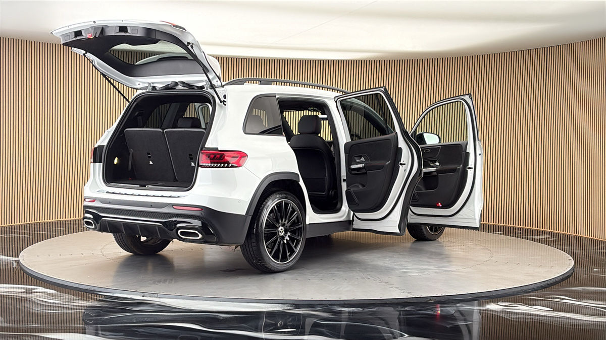 More views of Mercedes-Benz GLB