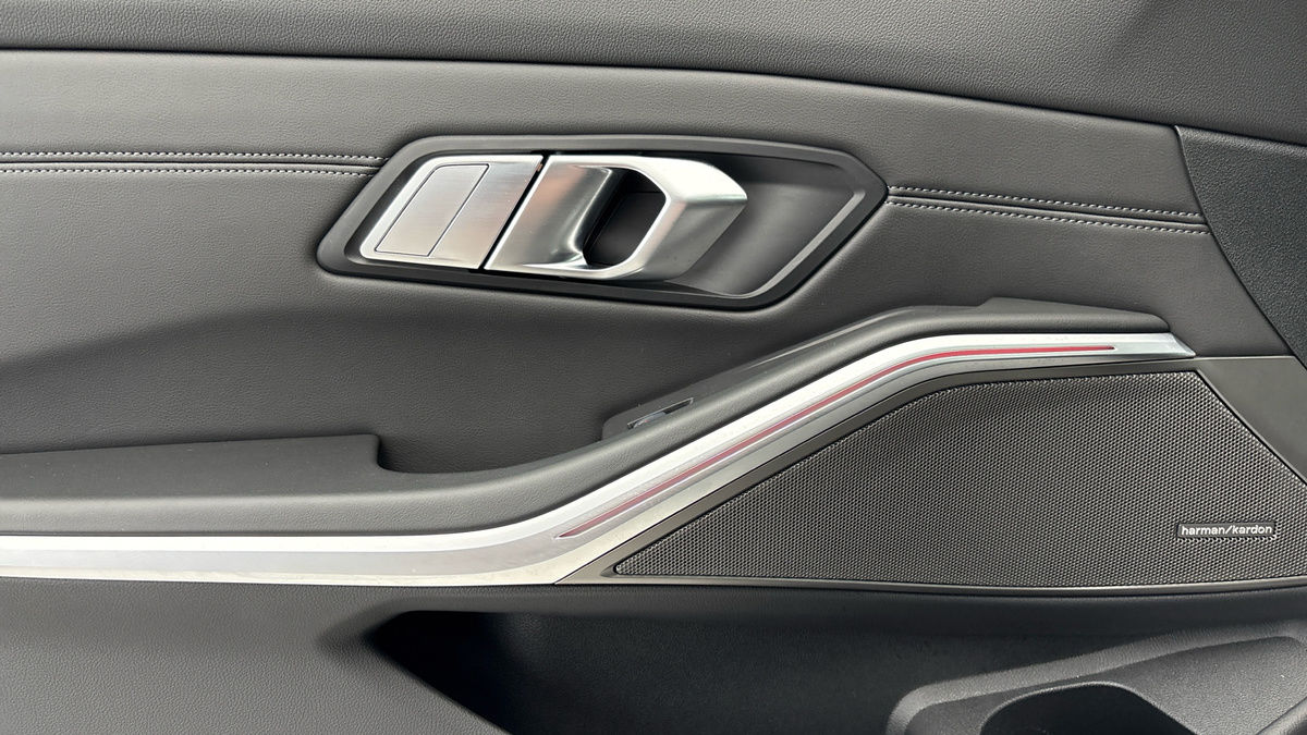BMW M3 Image 19