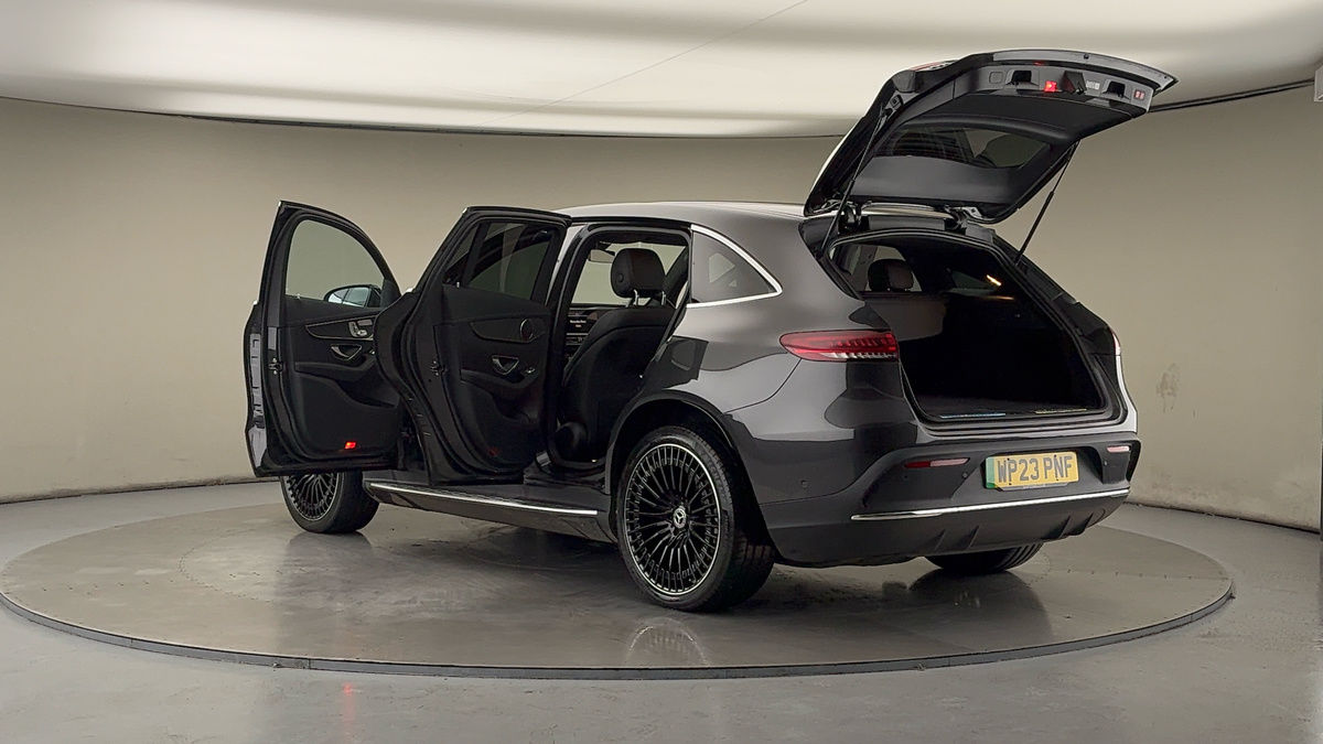 More views of Mercedes-Benz EQC