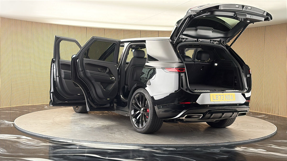 Land Rover Range Rover Sport Image 23