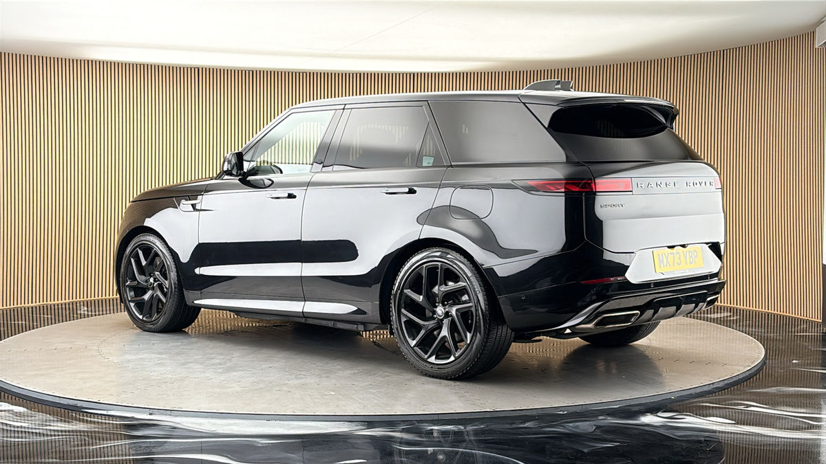 More views of Land Rover Range Rover Sport