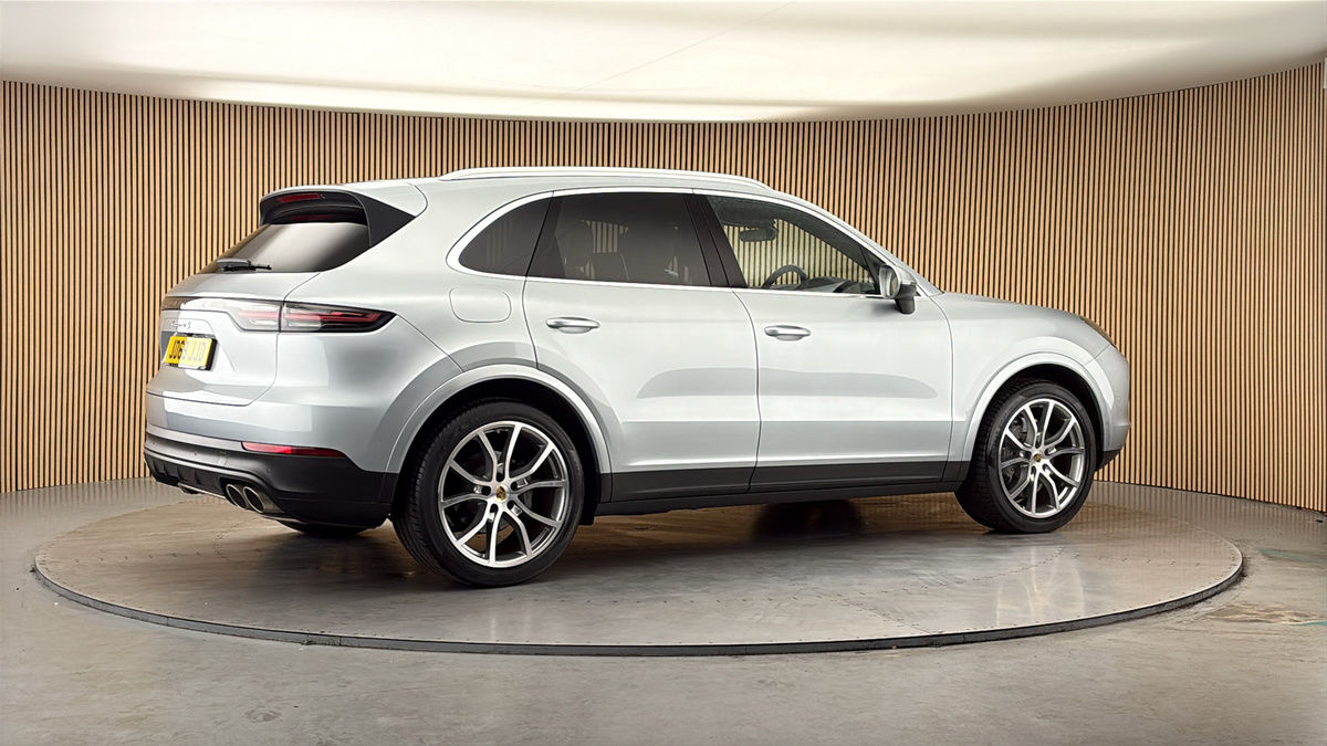 More views of Porsche Cayenne