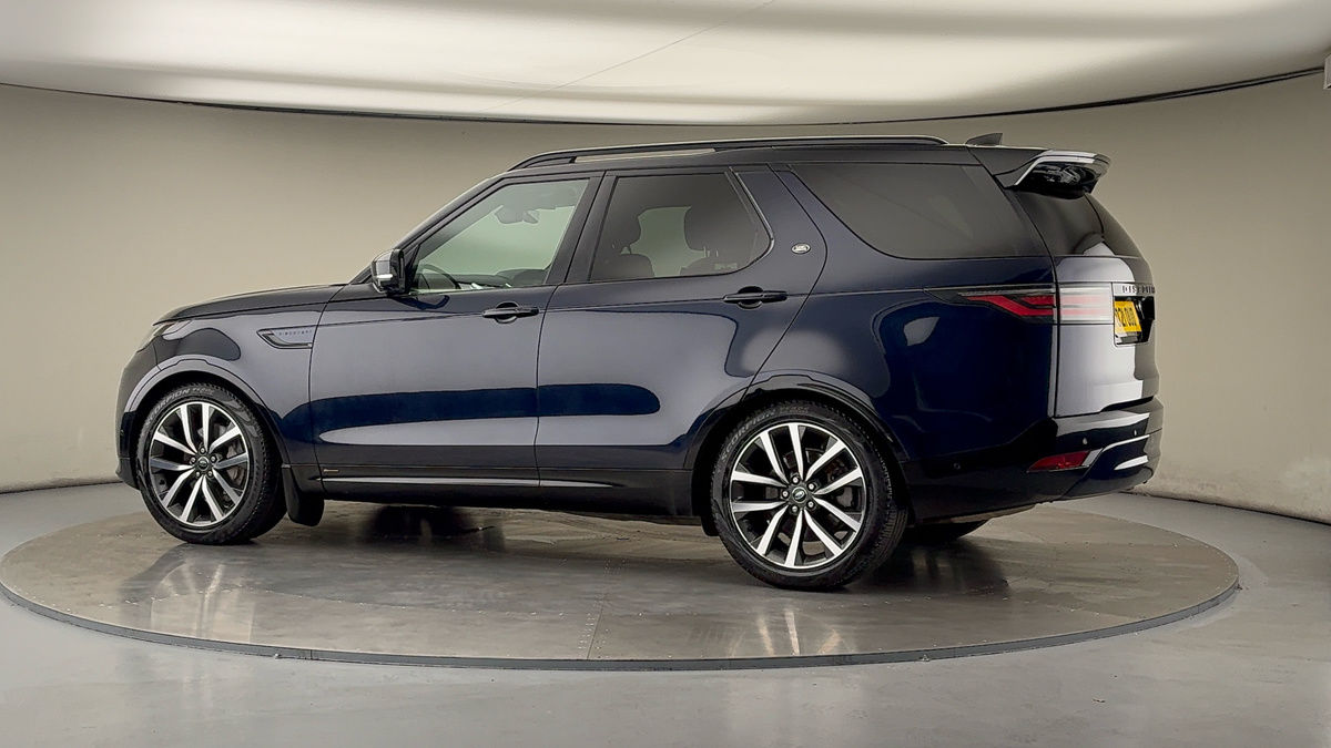 More views of Land Rover Discovery
