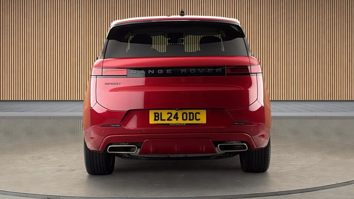 Land Rover Range Rover Sport Image 4