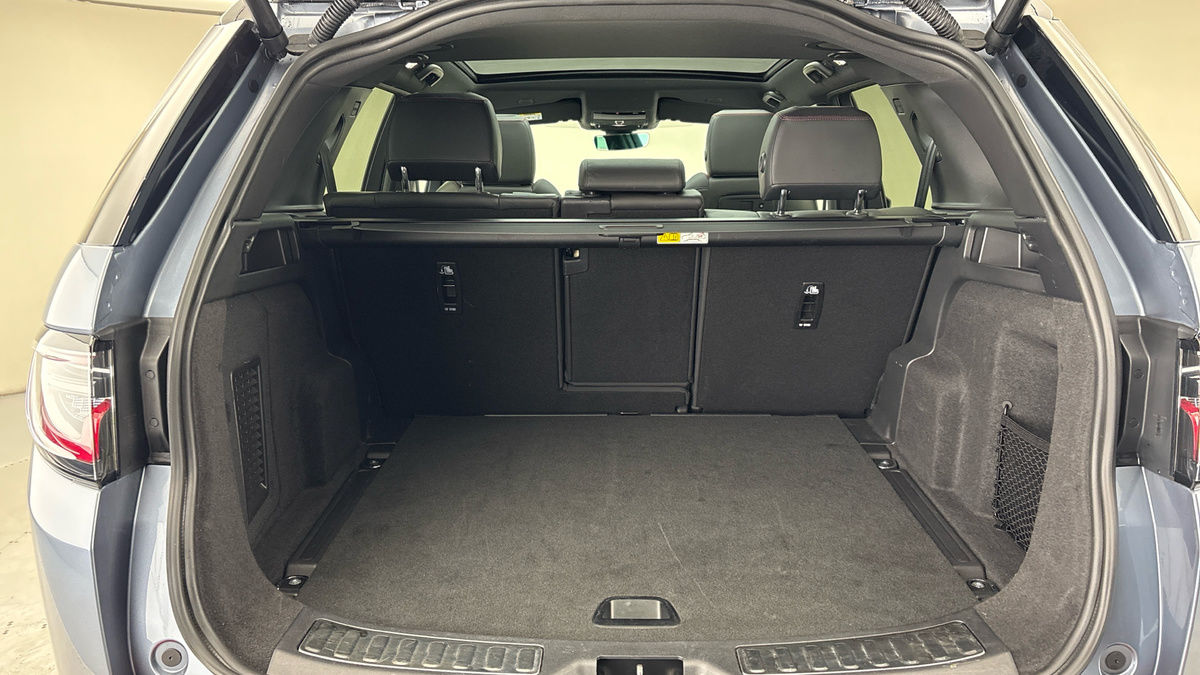 Land Rover Discovery Sport Image 11