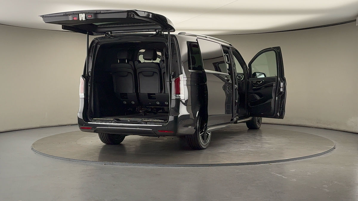 More views of Mercedes-Benz V Class