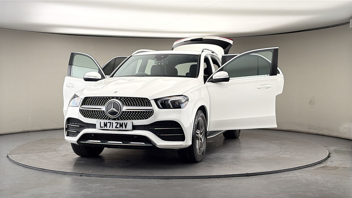 More views of Mercedes-Benz GLE