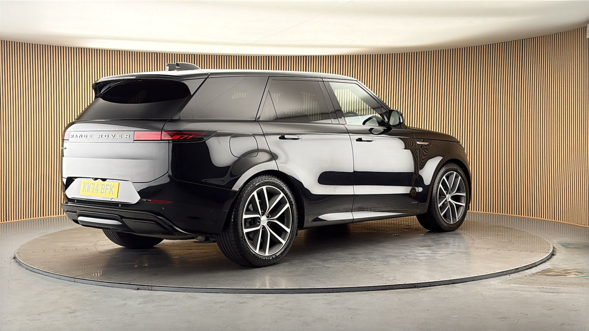 Land Rover Range Rover Sport Image 21