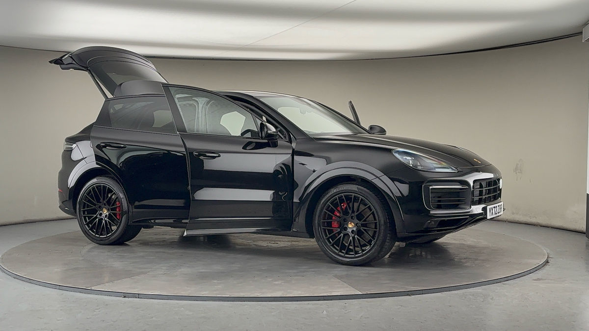 More views of Porsche Cayenne