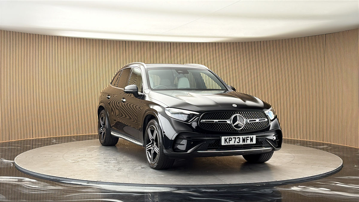 More views of Mercedes-Benz GLC