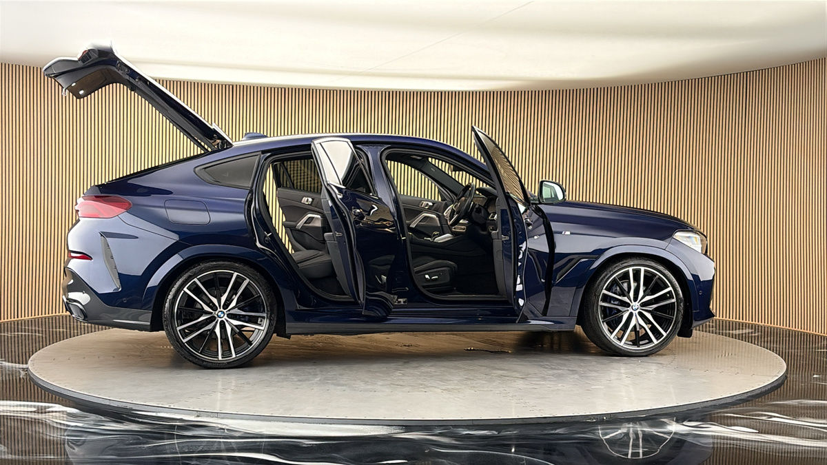 More views of BMW X6