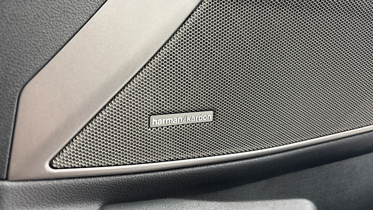BMW 3 Series Image 25