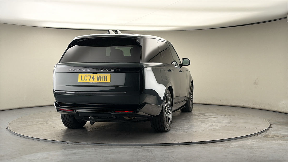 More views of Land Rover Range Rover