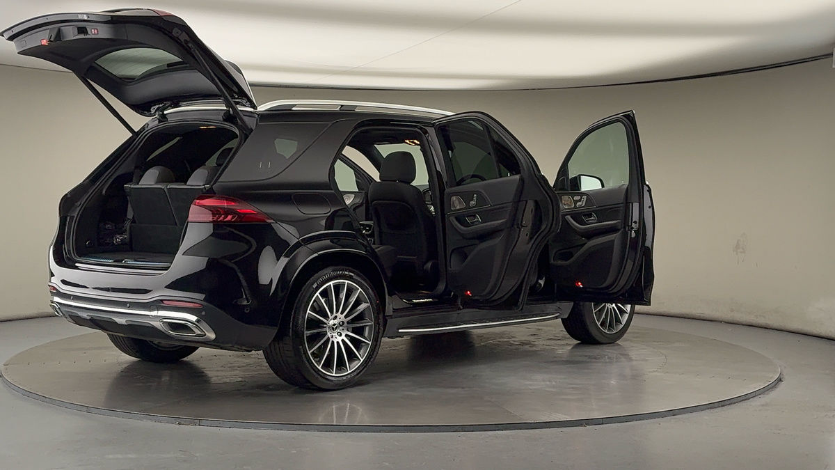 More views of Mercedes-Benz GLE