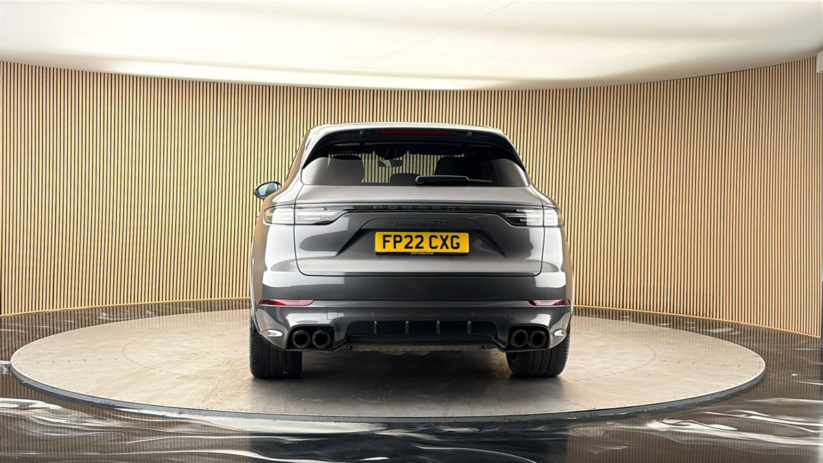 More views of Porsche Cayenne
