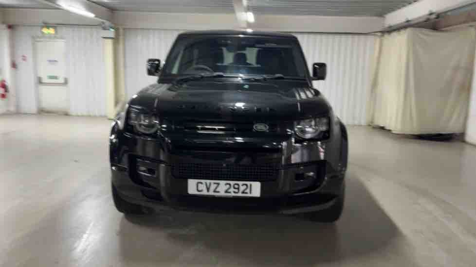 More views of Land Rover Defender 90