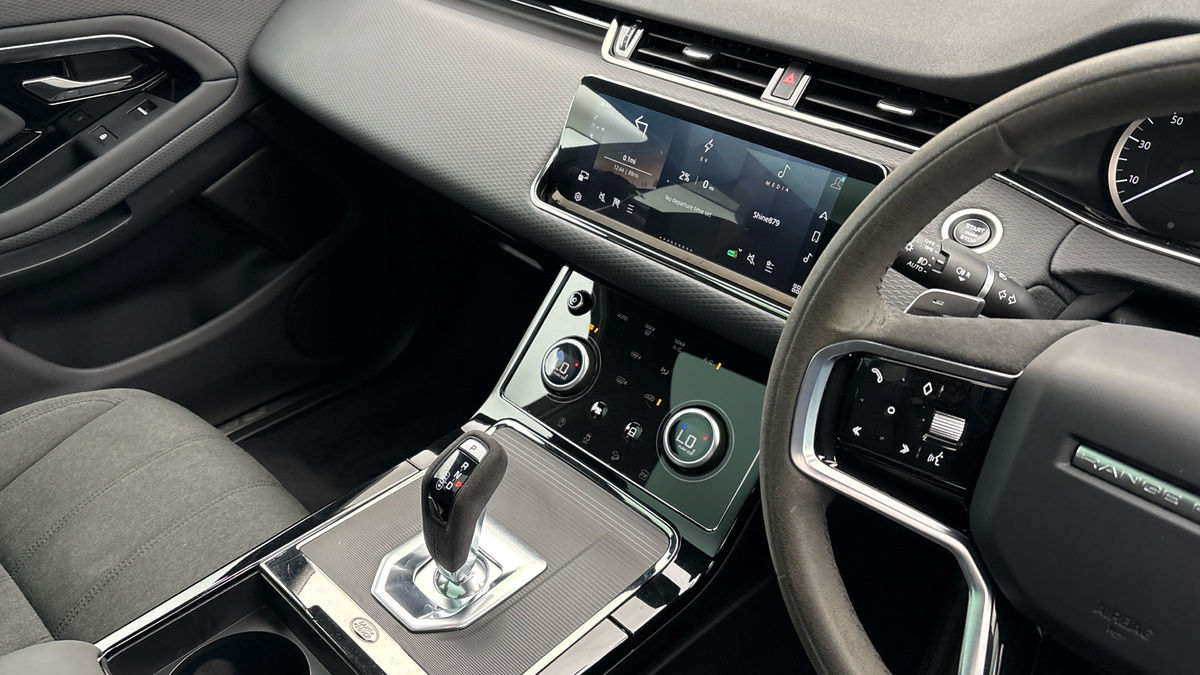 Land Rover Range Rover Evoque Image 18