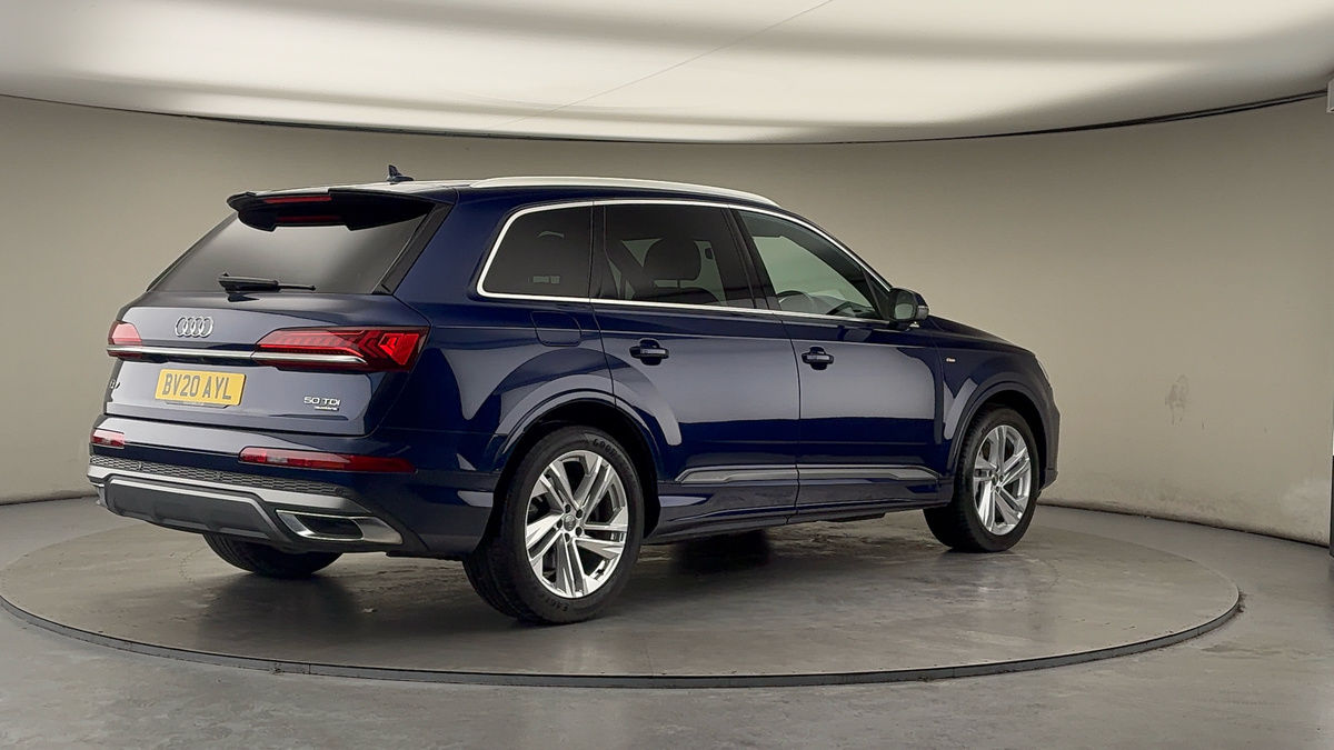 Audi Q7 Image 42
