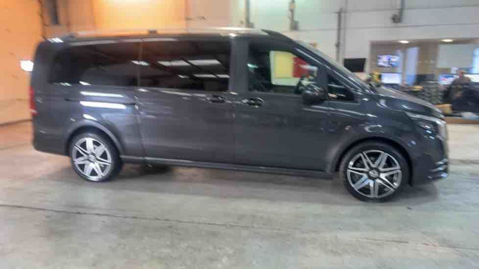 More views of Mercedes-Benz V Class