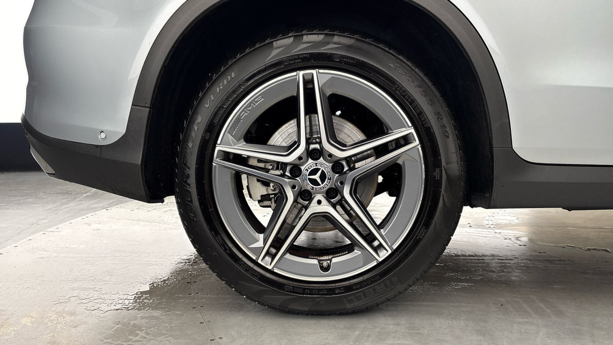 Mercedes-Benz GLC Image 10