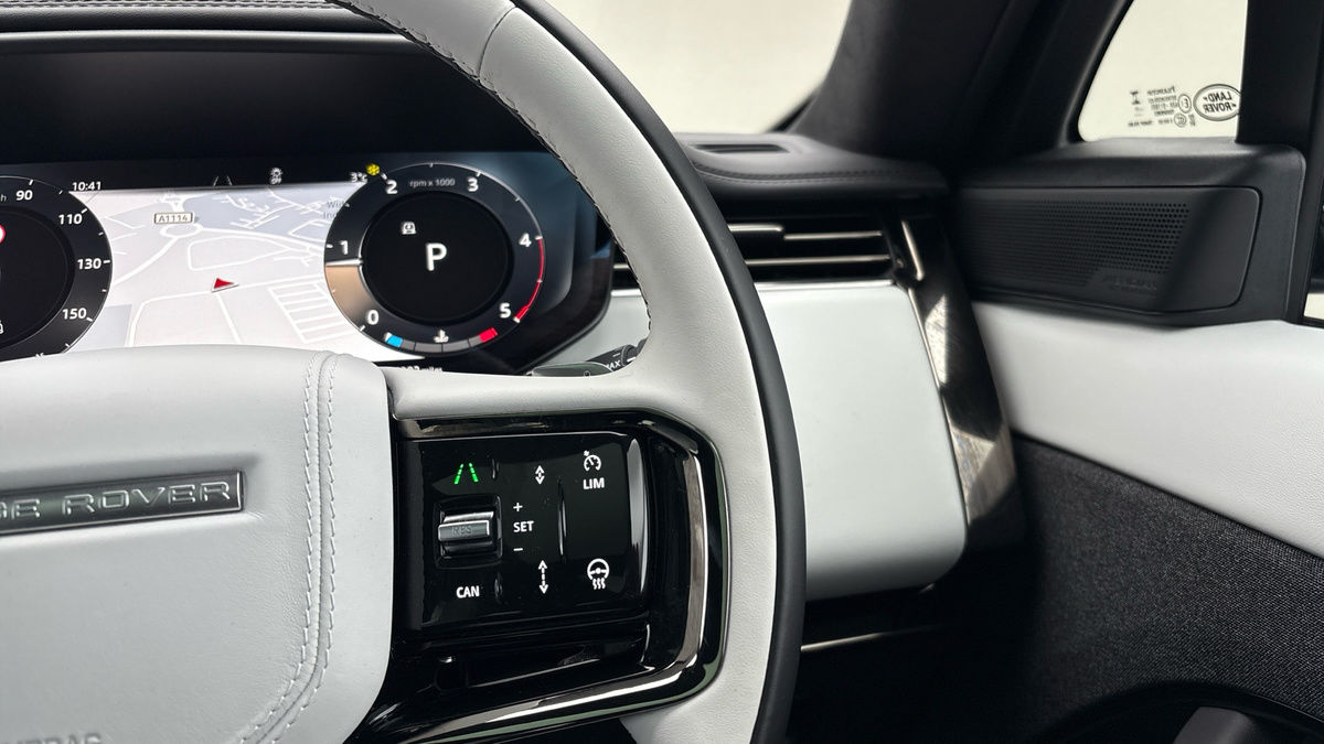 Land Rover Range Rover Sport Image 14