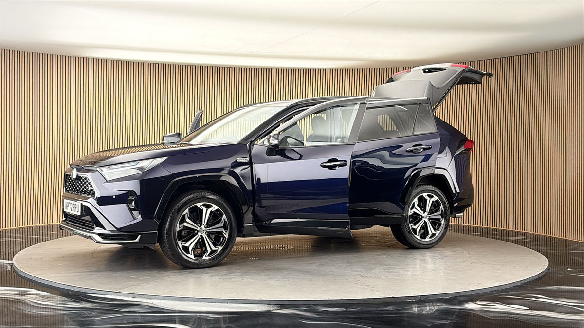 More views of Toyota RAV4