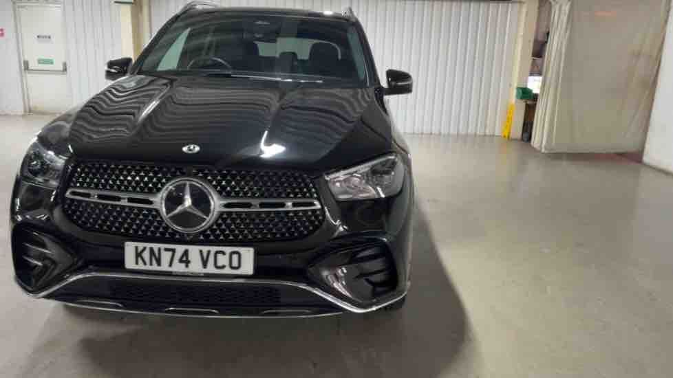 More views of Mercedes-Benz GLE