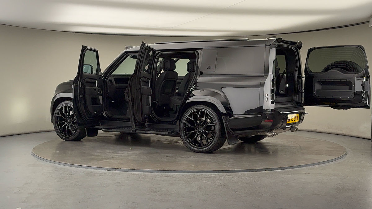 More views of Land Rover Defender 130