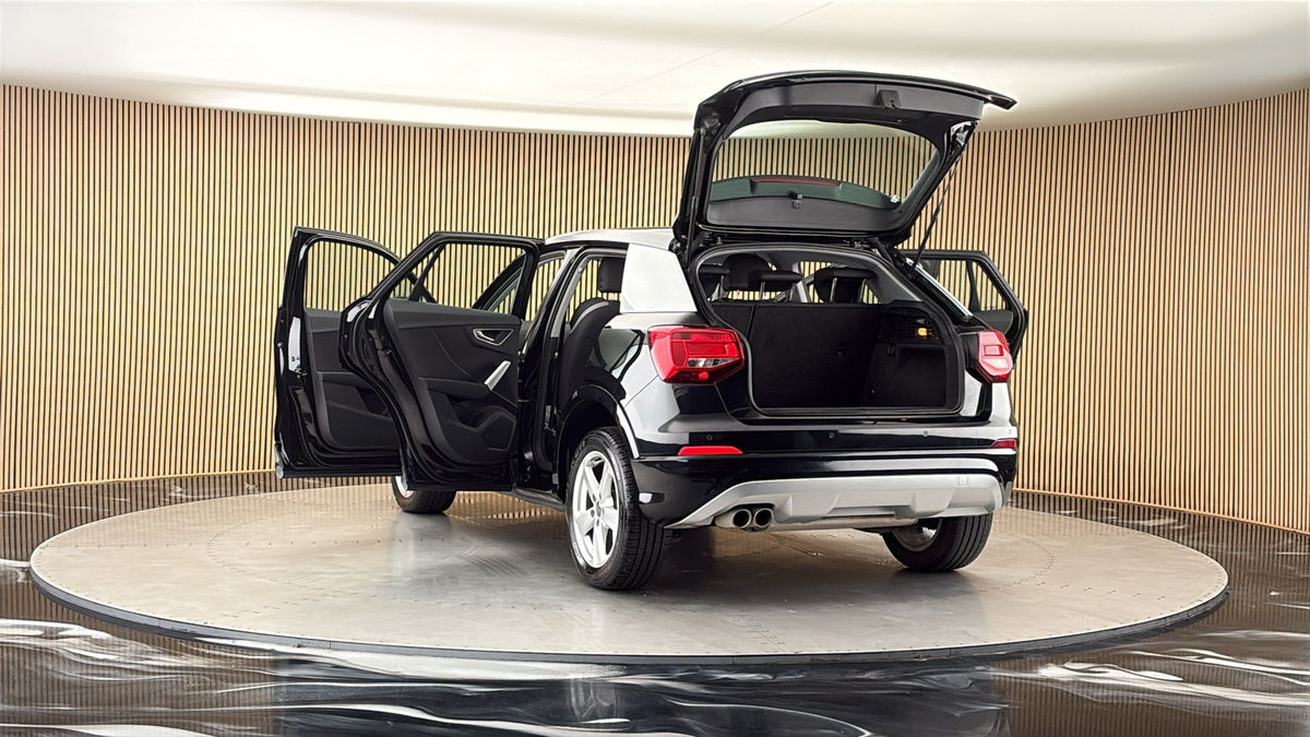 More views of Audi Q2