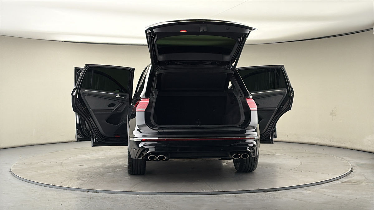 More views of Volkswagen Tiguan