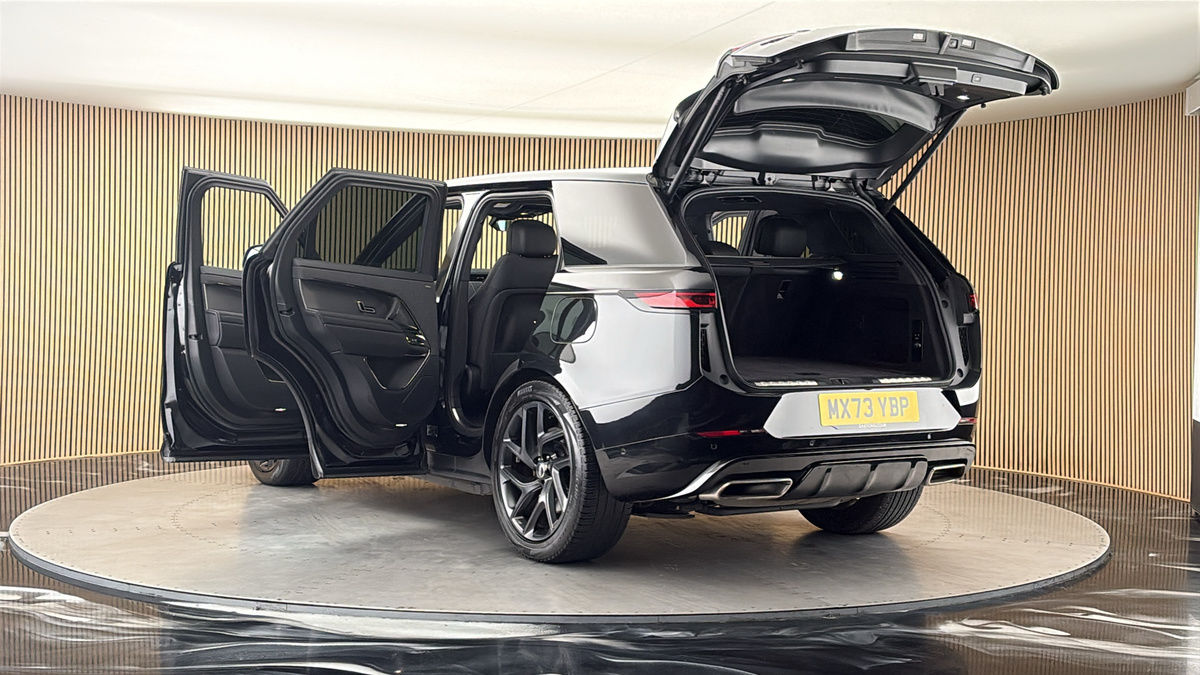 Land Rover Range Rover Sport Image 23