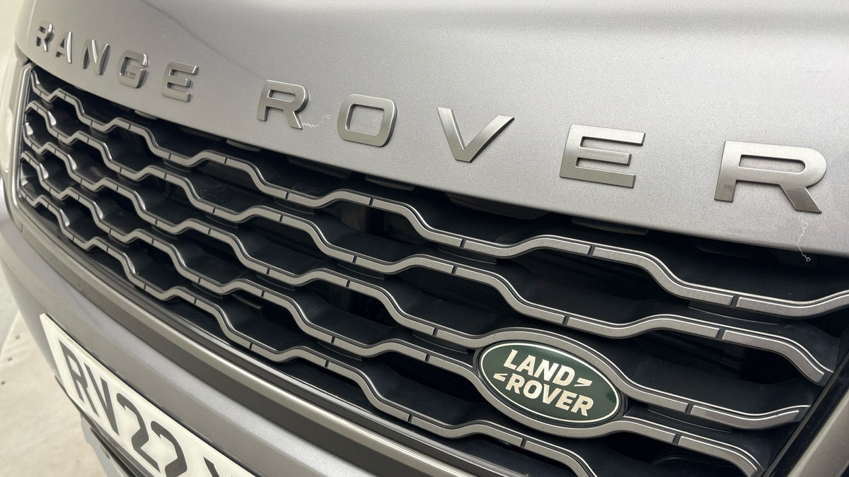 Land Rover Range Rover Sport Image 24