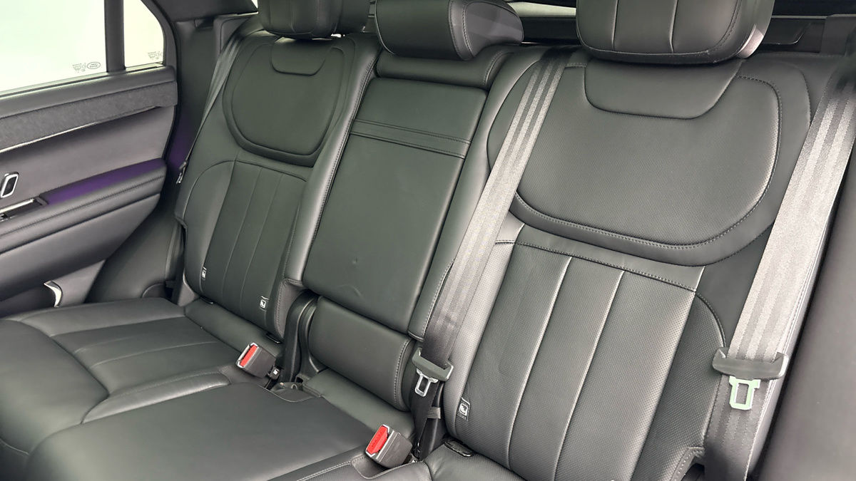 Land Rover Range Rover Sport Image 8