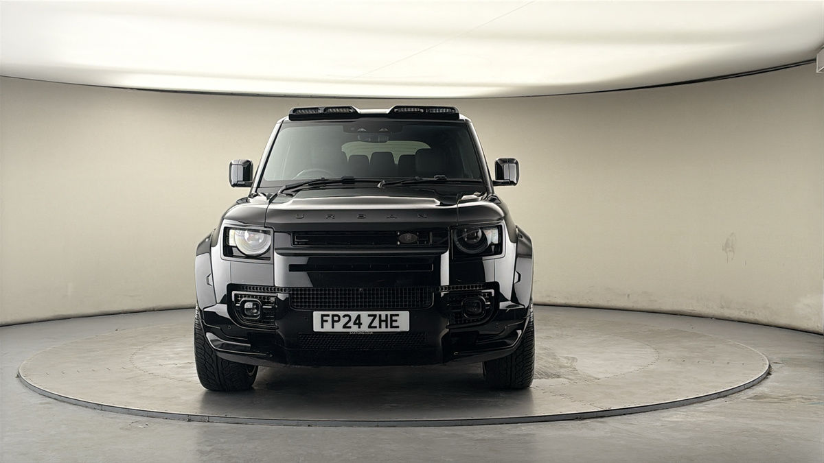 Land Rover Defender 110 Urban Image 3