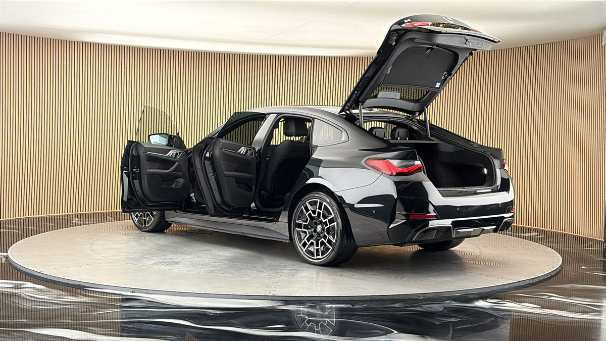 More views of BMW i4