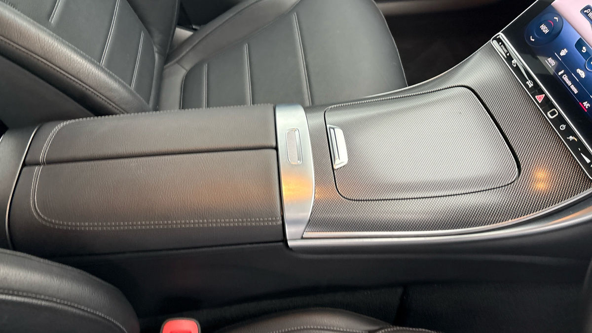 Mercedes-Benz C Class Image 18