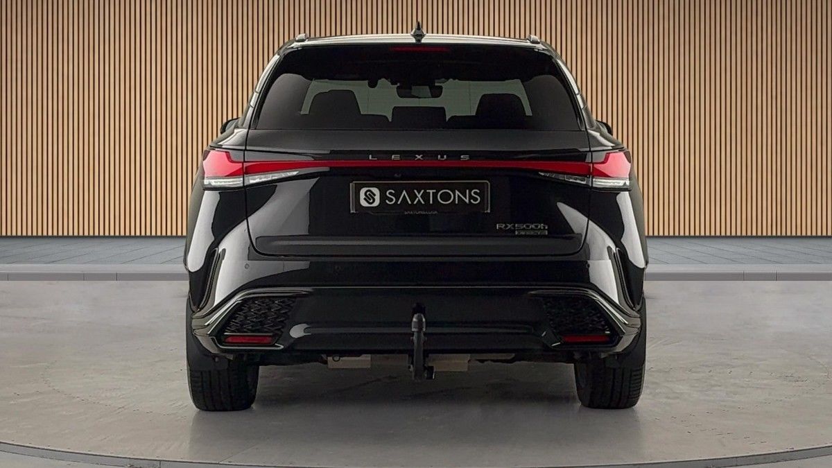 Lexus RX Image 4