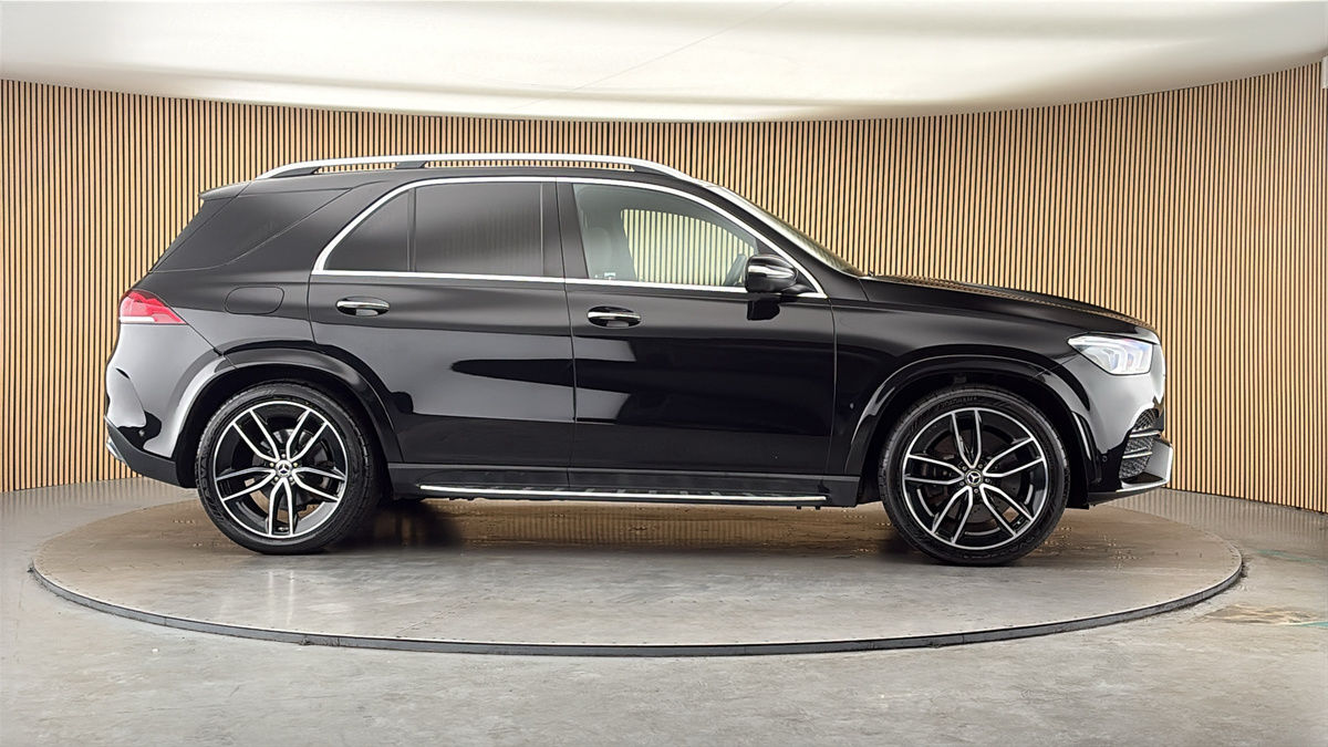 More views of Mercedes-Benz GLE