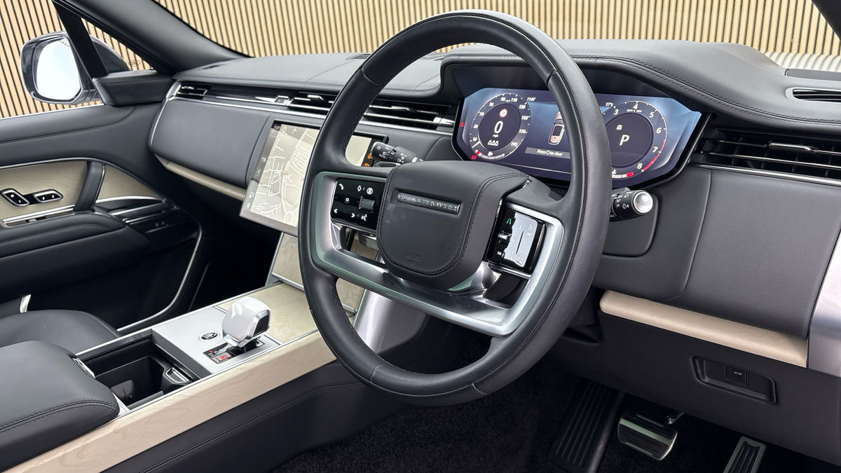 Land Rover Range Rover Image 5