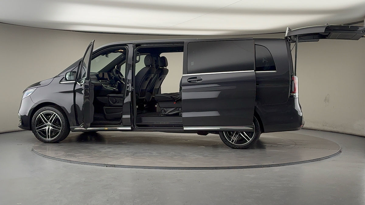 More views of Mercedes-Benz V Class