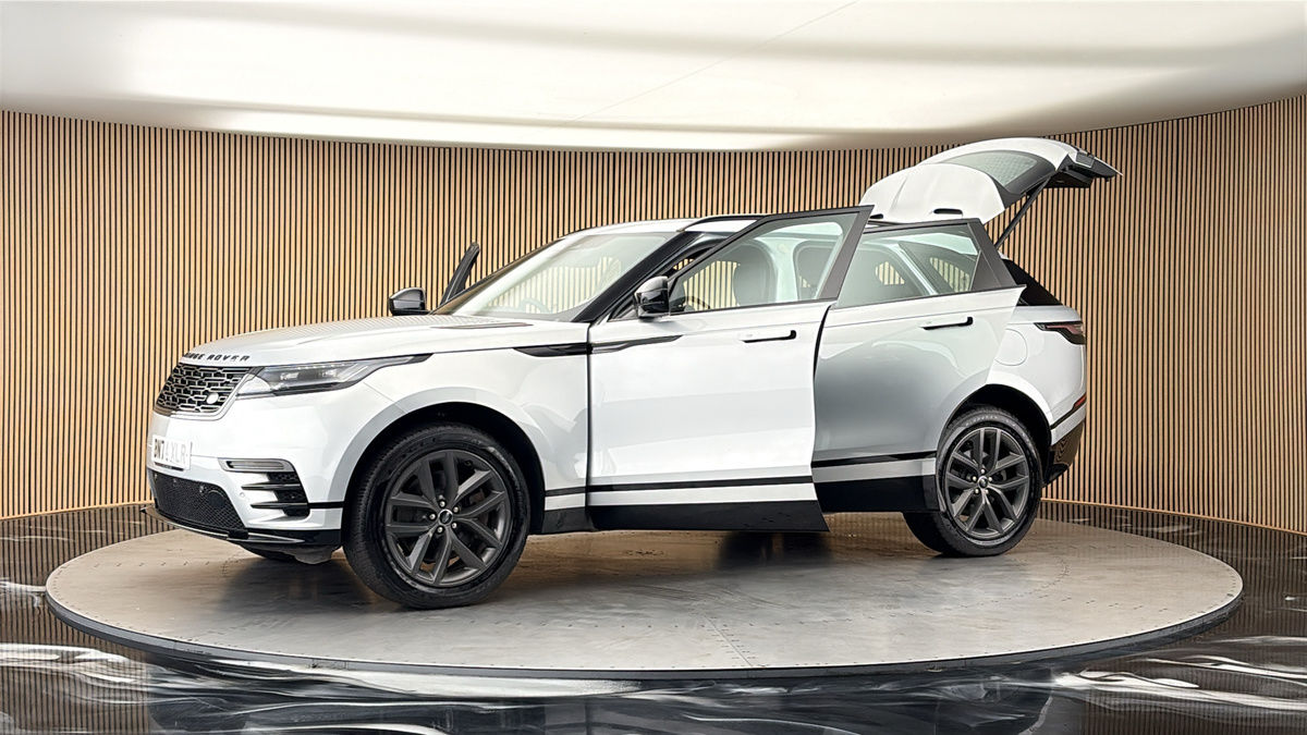 More views of Land Rover Range Rover Velar