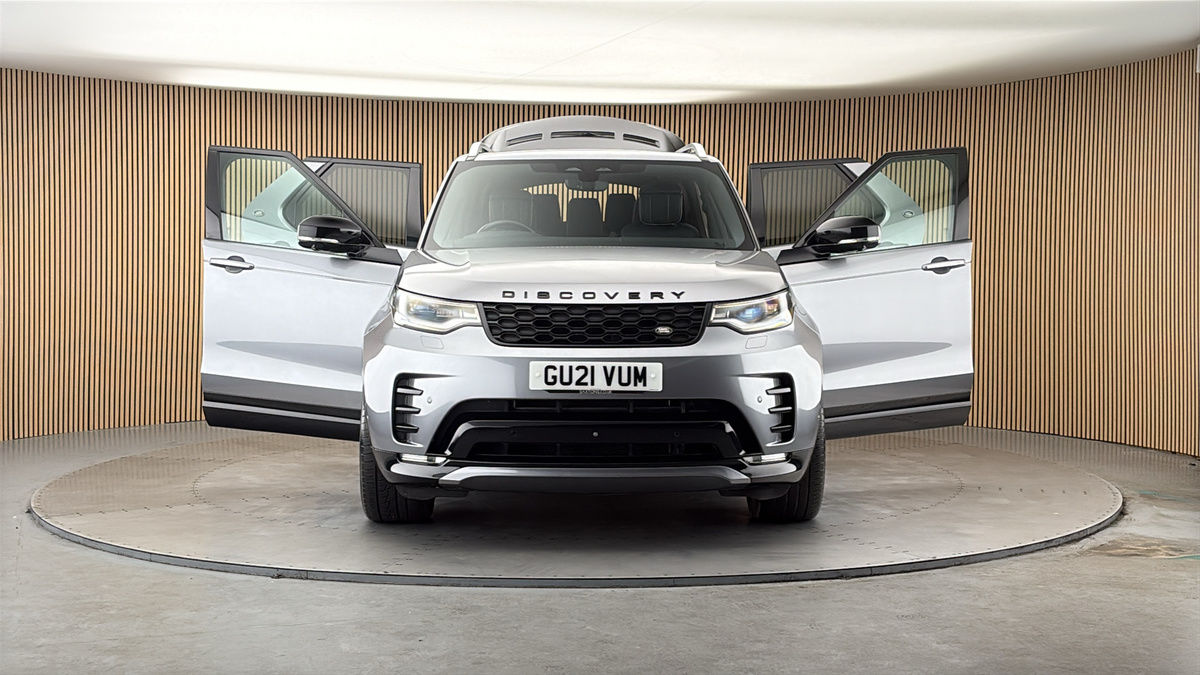 More views of Land Rover Discovery