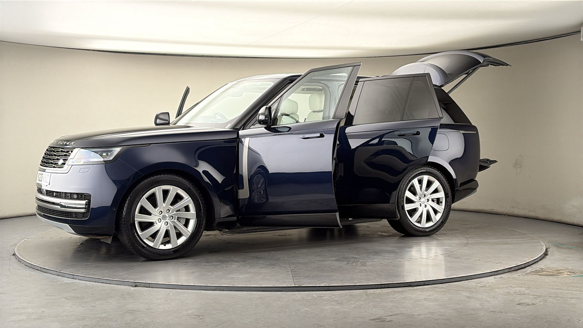 More views of Land Rover Range Rover